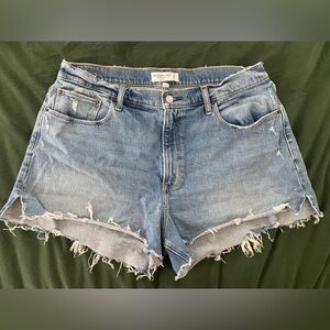 Abercrombie Curve Love High Rise Mom Shorts